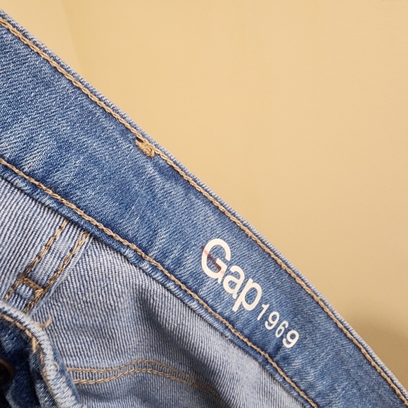 GAP Women's summer denim short washed blue size 10 - Picture 6 of 12